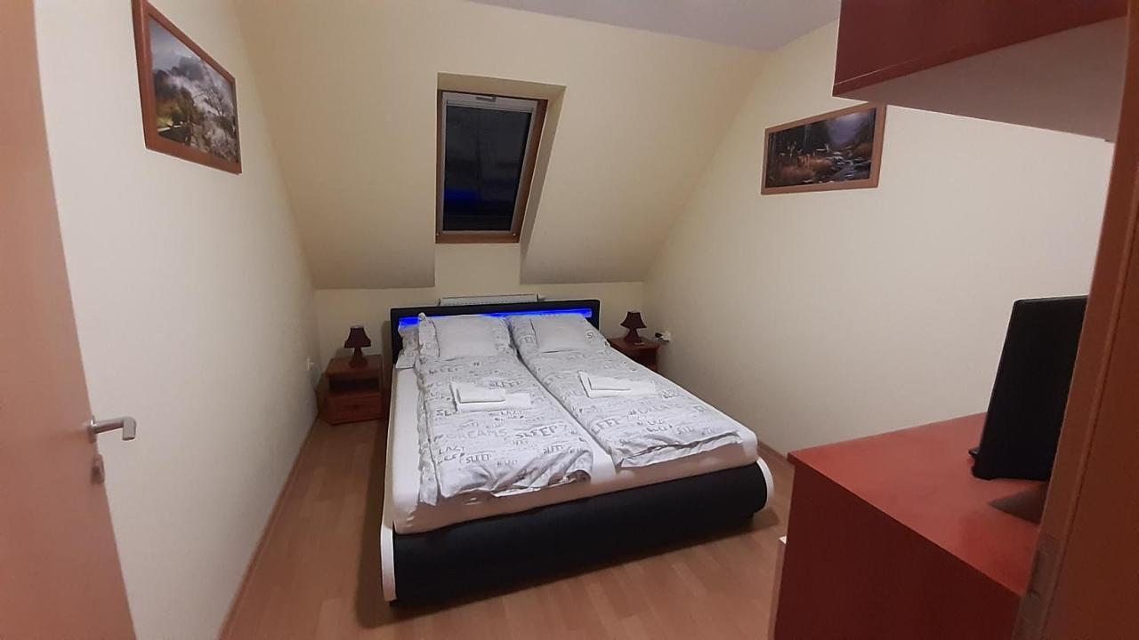 Elizabet Apartman A Belvarosban 자바스 외부 사진