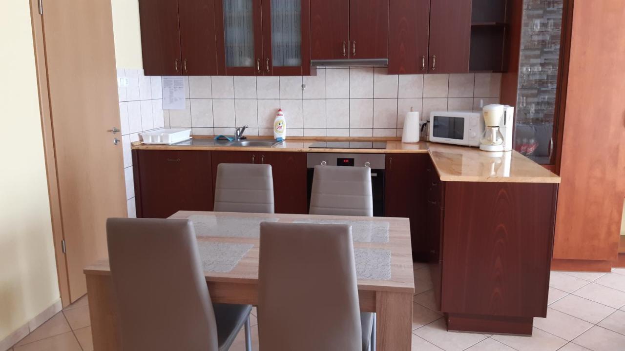 Elizabet Apartman A Belvarosban 자바스 외부 사진