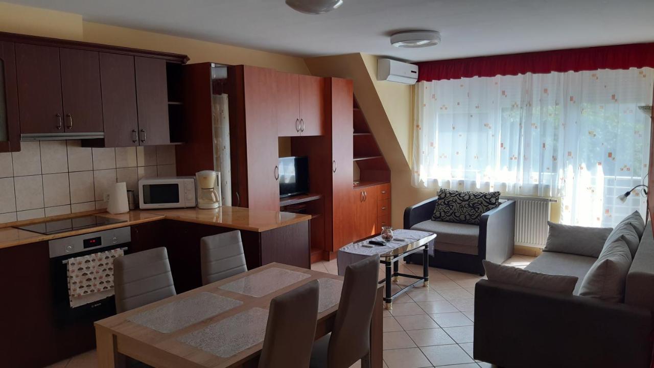 Elizabet Apartman A Belvarosban 자바스 외부 사진